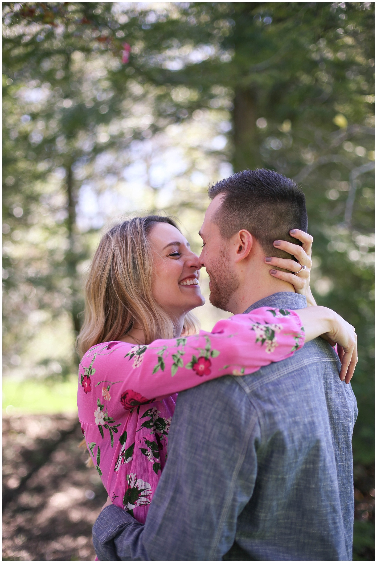 Dayton, Ohio Engagement Session | Monica Brown Photography | monicabrownphoto.com