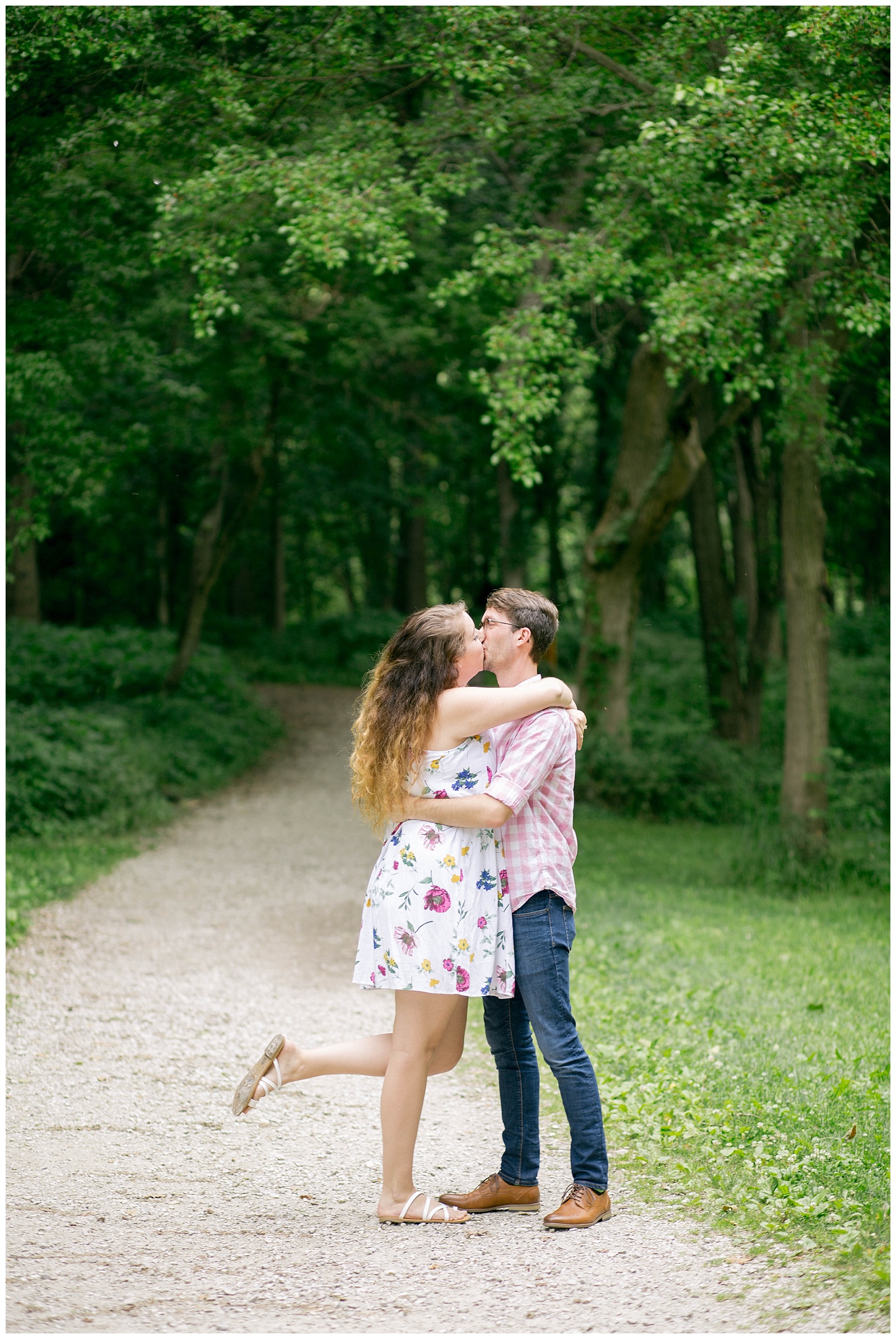 Indianapolis Engagement Session- Carrie and Andrew | Monica Brown Photography | monicabrownphoto.com