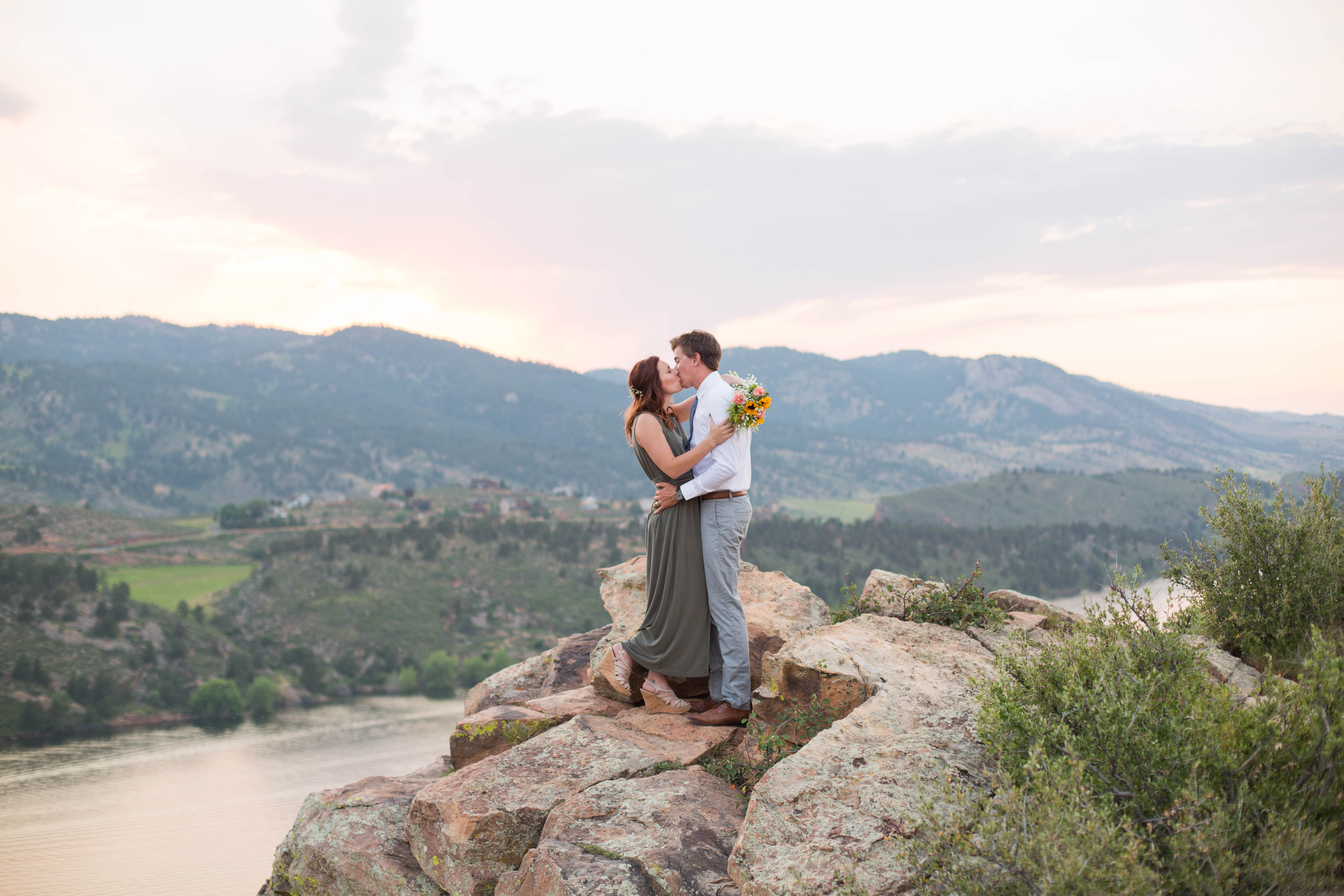 Sunset Colorado Engagement Session | Monica Brown Photography | monicabrownphoto.com