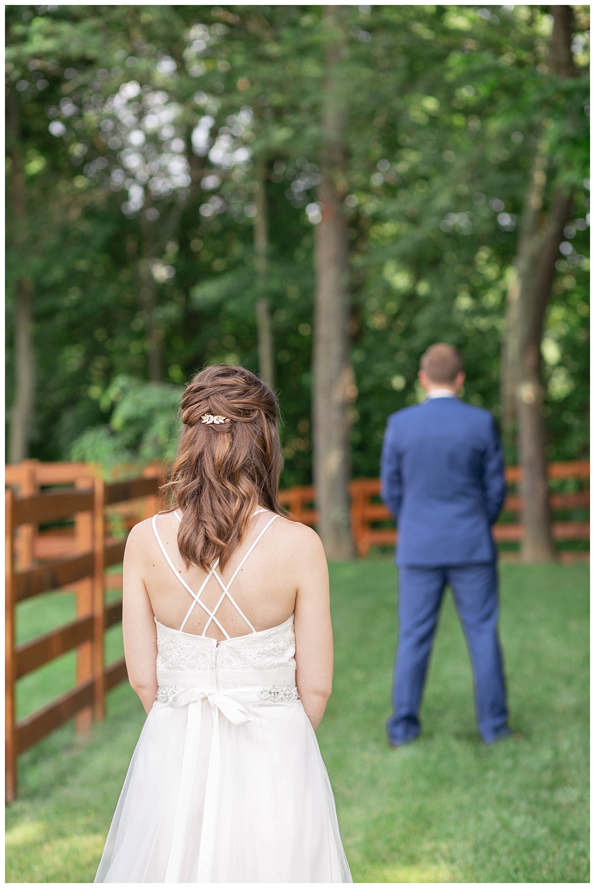 Old Blue Rooster Event Center Wedding, Columbus Ohio Outdoor Barn Wedding | Monica Brown Photography | Indianapolis Wedding Photographer 