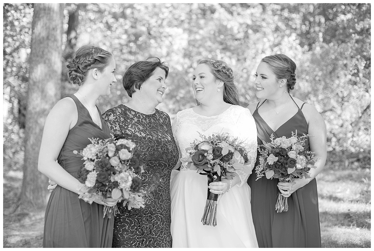 Indianapolis Yacht Club Wedding| Mr. & Mrs. Weaver| Monica Brown Photography | monicabrownphoto.com